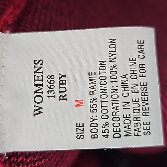 Woolrich Elegant Ruby Red Aztec Design Zip Front Sweater - Picture 13 of 16